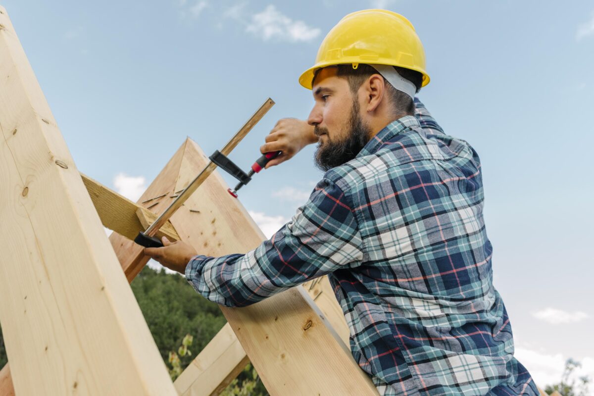 Évszakváltások és szeglemezes tetők karbantartása 8 szeglemezes tetők karbantartása